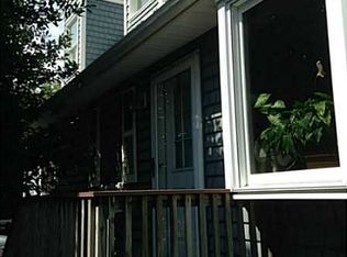 166 Hummocks Ave, Portsmouth, RI 02871