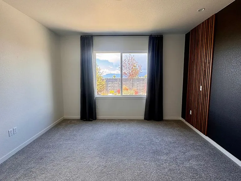8275 Nat Love Dr — Photo 23