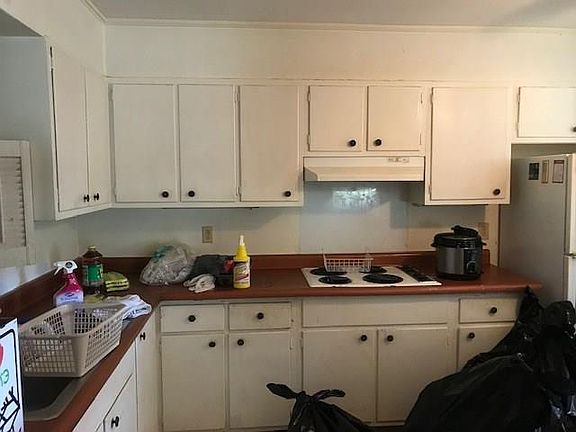 2nd image of 240 Bermuda Dr