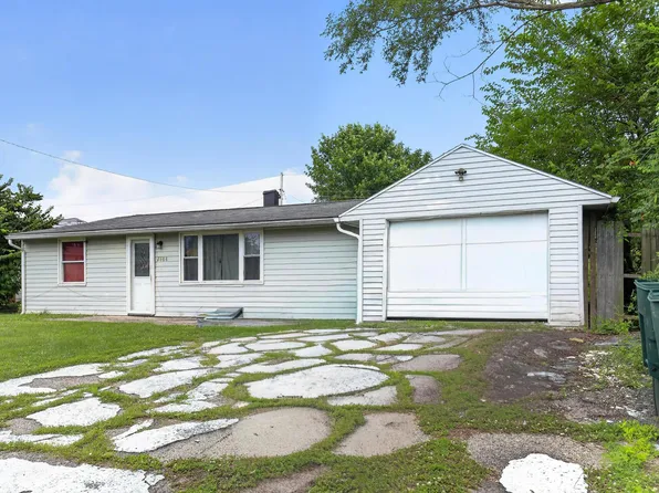 2808 N Westwood Rd, Muncie, IN 47303