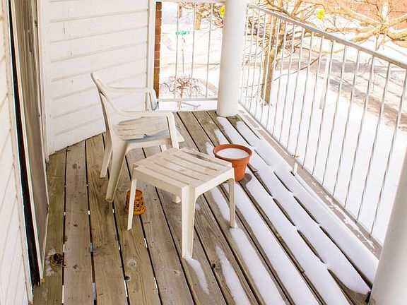 5th image of 2501 Q St #213
