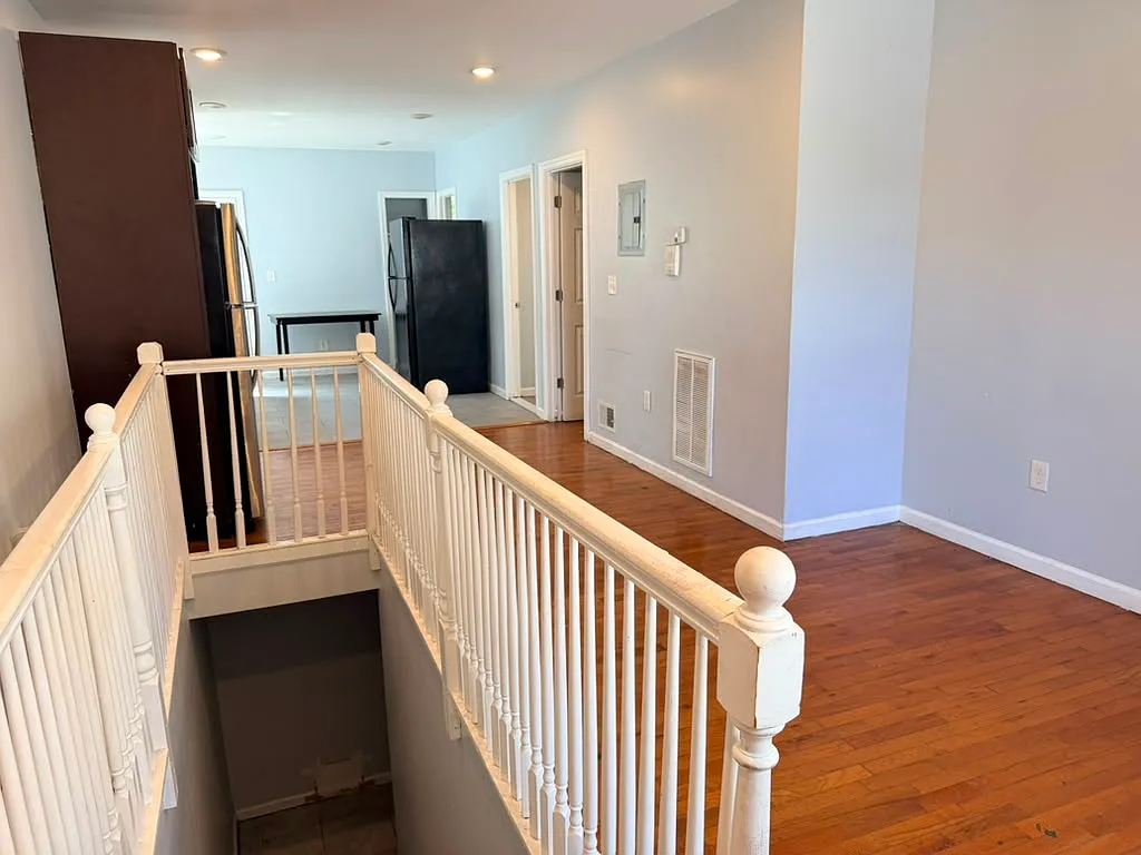 4 bed, $2,800 — Photo 4