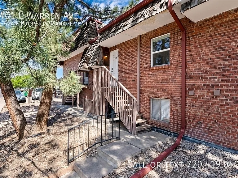 5401 E Warren Ave — Photo 3
