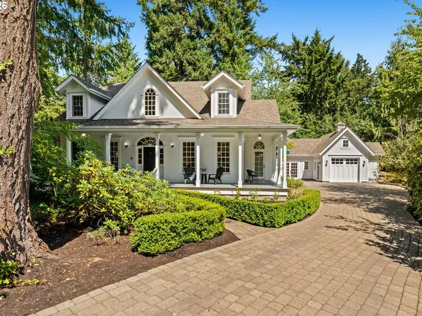 3535 Agate St, Eugene, OR 97405