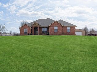 1928 SW 9th St, Newcastle, OK 73065