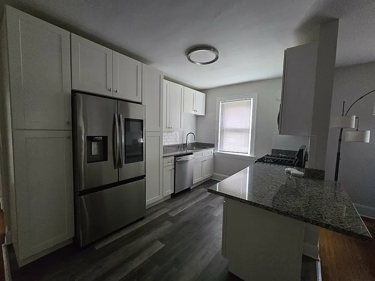 126 Louis Ave #3 — Photo 6