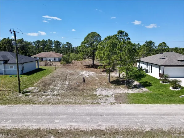 1044 Marshall Ave S, Lehigh Acres, FL 33974