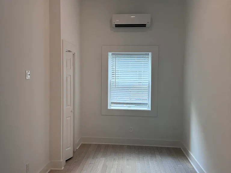 87 Troup St #2 — Photo 8