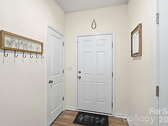 3rd image of 5243 Maynard Hill Dr