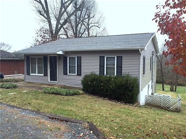 2nd image of 102 Gallaher St