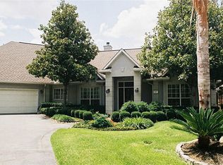 26 Stonegate Park Ct, Spring, TX 77379