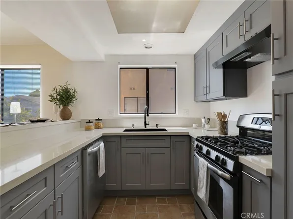 18954 Sherman Way Unit 9, Reseda, CA 91335