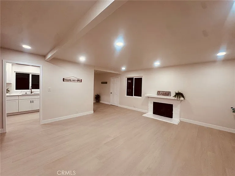 12431 Merrill St — Photo 2
