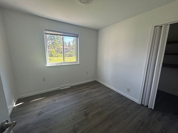 5th image of 7721 Visger Ave