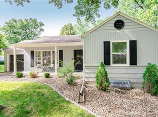 4612 W 60th Ter, Fairway, KS 66205