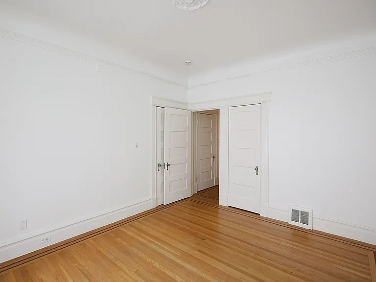 172 Hartford St — Photo 12