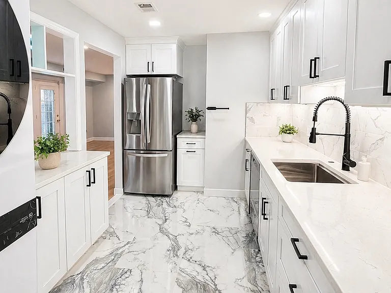 12715 Gordon Blvd — Photo 3