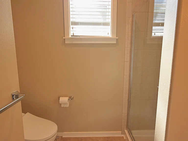 3438 NE Marion Ln — Photo 14
