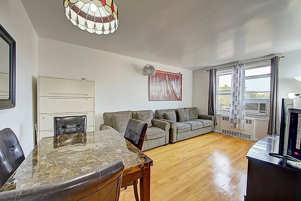 Sold by Akam Sales and Brokerage | media 3