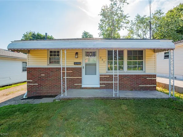 421 Hillman Rd, Akron, OH 44312