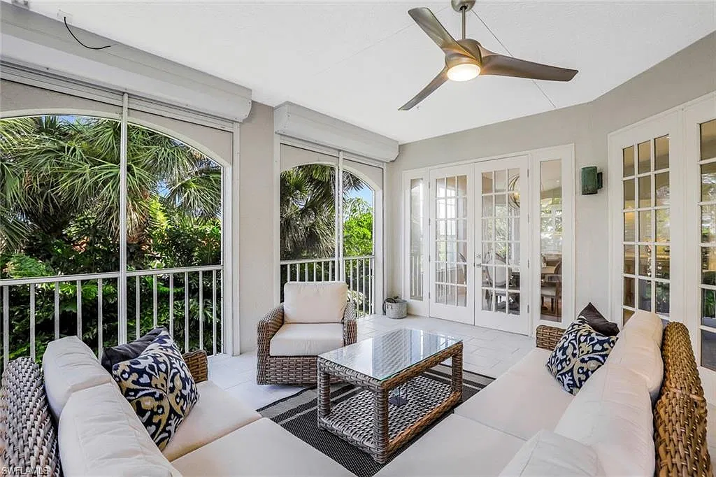 3 bed, 2.5 bath, 2439 sqft, $10,000 — Photo 1