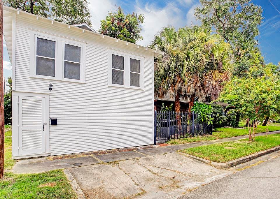 1st image of 804 Melwood St