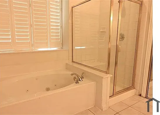 5 bed, 3311 sqft, $3,495 — Photo 3