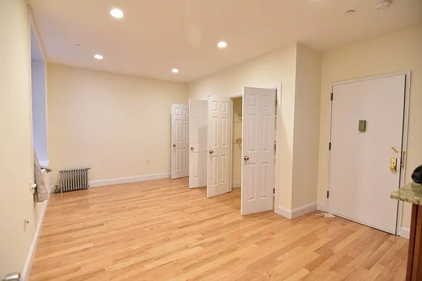 Rented by Bohemia Realty Group | media 13