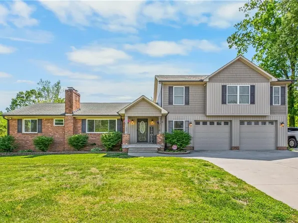 4015 N Main St, High Point, NC 27265