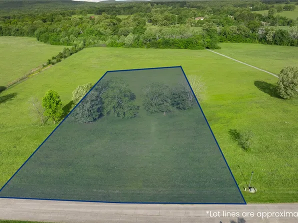 26 & B Savannah Dr #A, Harrison, AR 72601