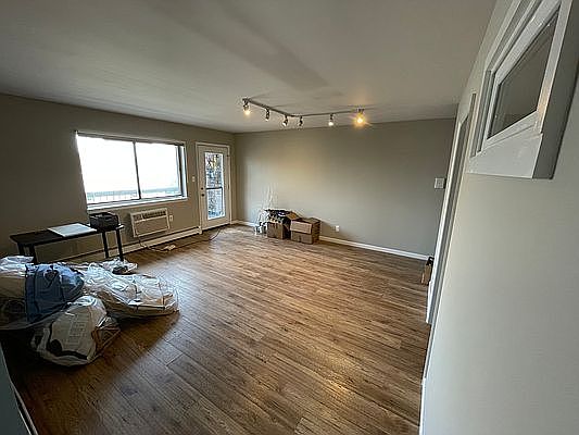 3rd image of 15040 Tahoe St APT 3A