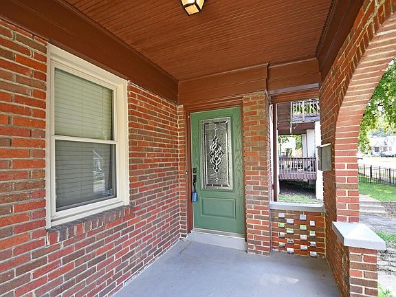 2nd image of 6844 Buckingham Pl