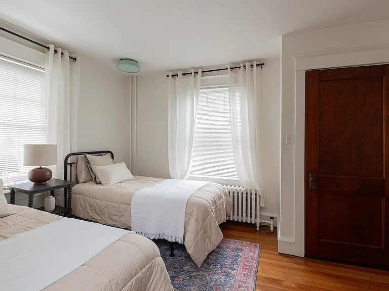 121 W Main St — Photo 12