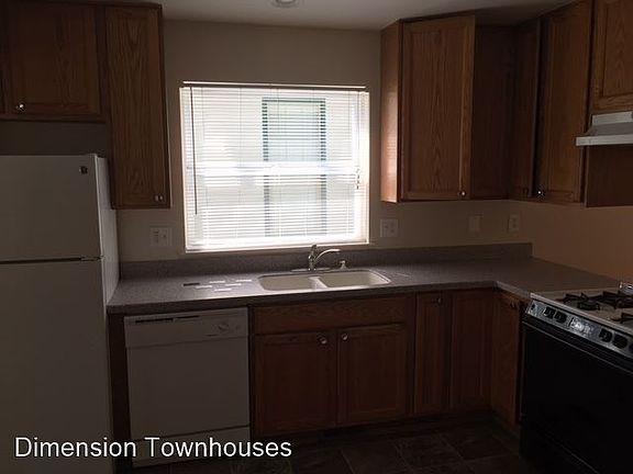 3rd image of 318 N Madison St #318