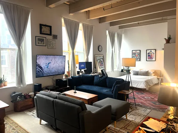 10 Thacher St APT 310, Boston, MA 02113