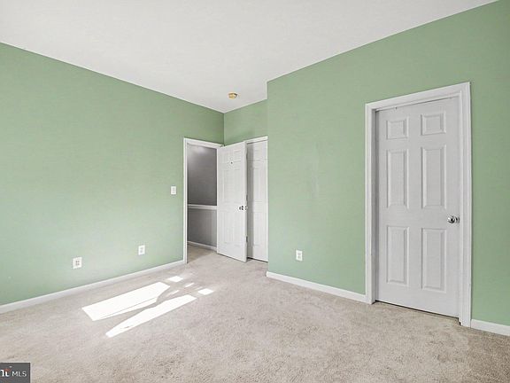 4th image of 3041 Chinkapin Oak Ln