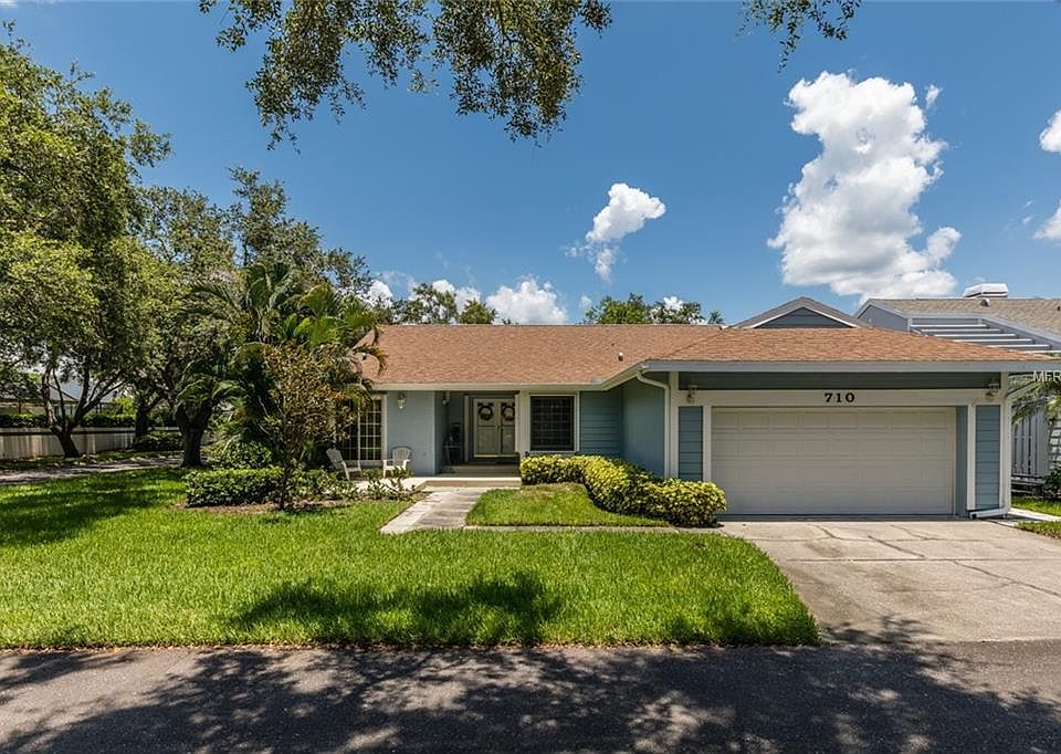 1st image of 710 Captiva Ct NE