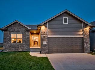 Malibu Plan, Anchor View, Bennington, NE 68007