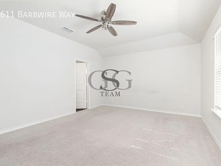 2611 Barbwire Way — Photo 2