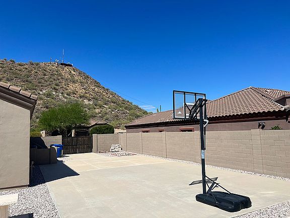 5th image of 9750 E Inglewood Cir