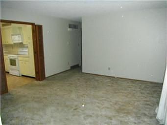 3rd image of 16708 E Cogan Dr