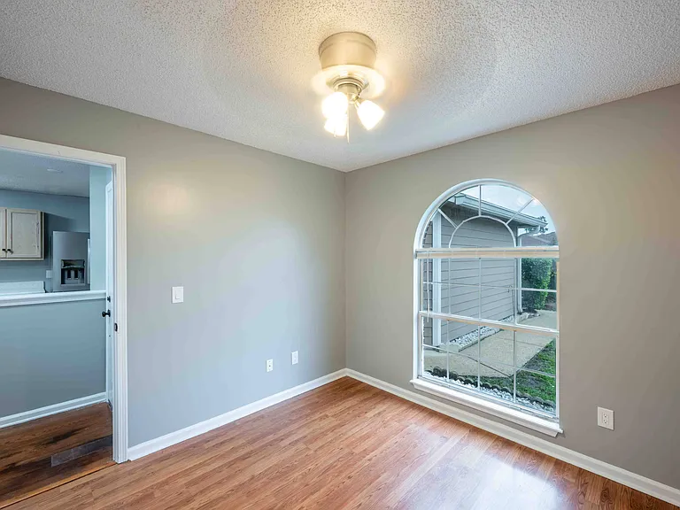 2645 Sam Houston Pl — Photo 16
