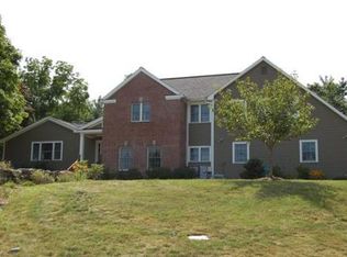 6 Parkhurst St, Dunstable, MA 01827