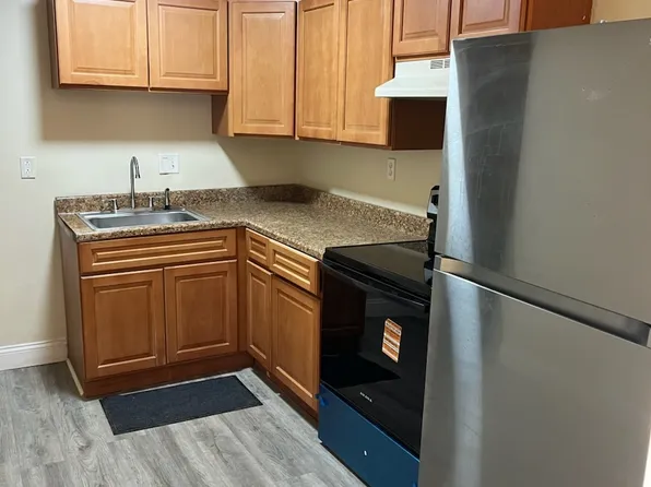 414 E 4th St #1, Wilmington, DE 19801