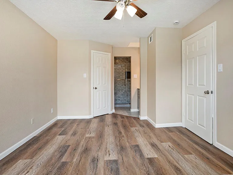 18800 Egret Bay Blvd #306 — Photo 11