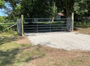 2nd St, Washburn, MO 65772