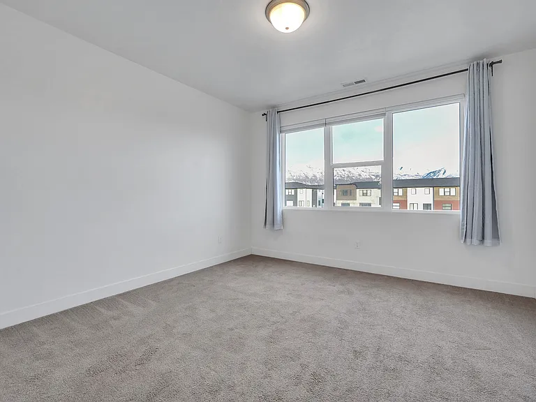 448 S Wood Stream Rd — Photo 13
