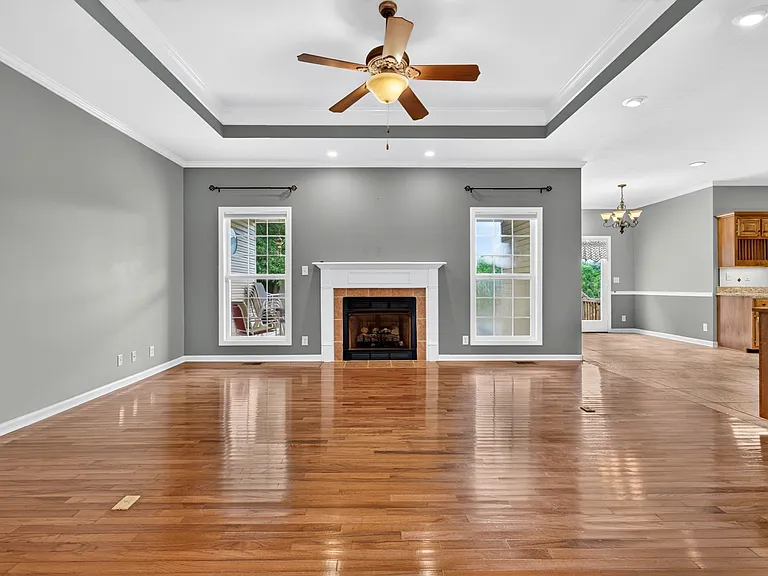 2410 Dunbar Rd — Photo 5