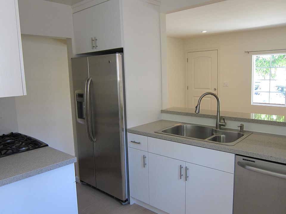 1st image of 1472 Silver Lake Blvd