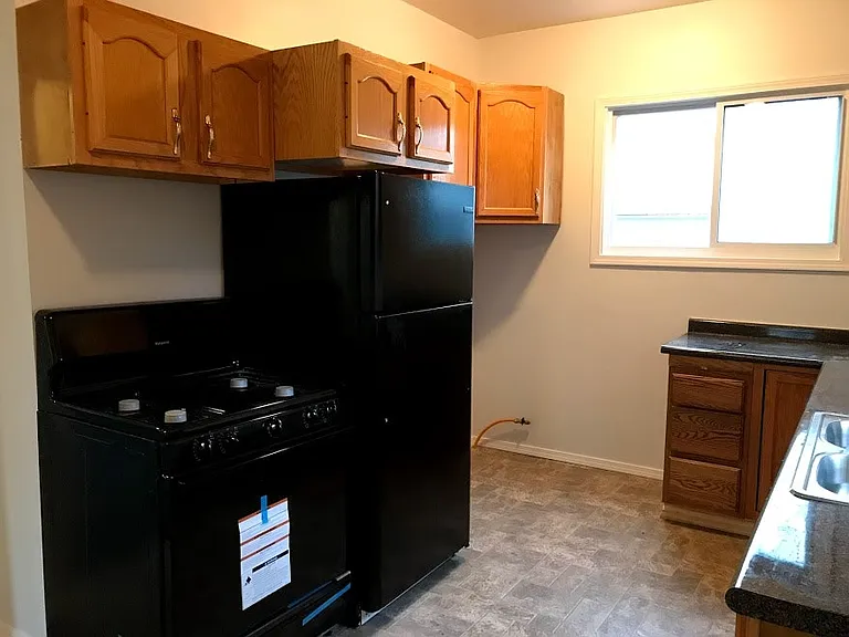 423 Parade St #1 — Photo 4